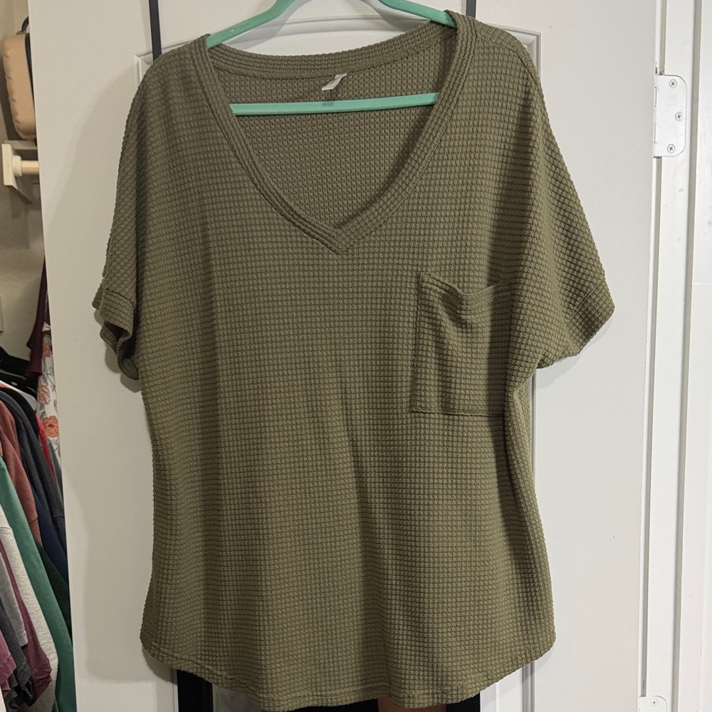 Casual Olive V-Neck Waffle Knit Tee